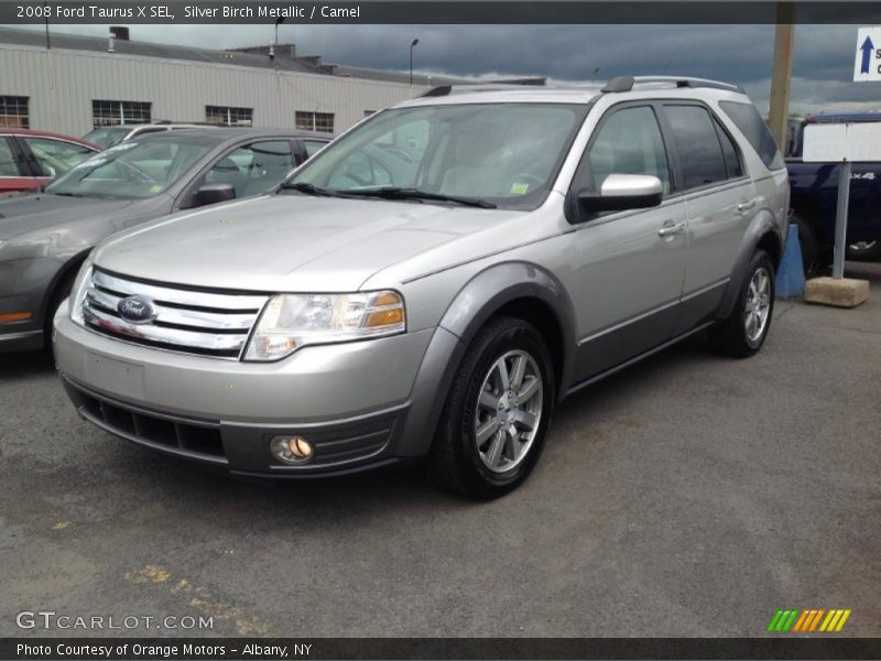 Front 3/4 View of 2008 Taurus X SEL