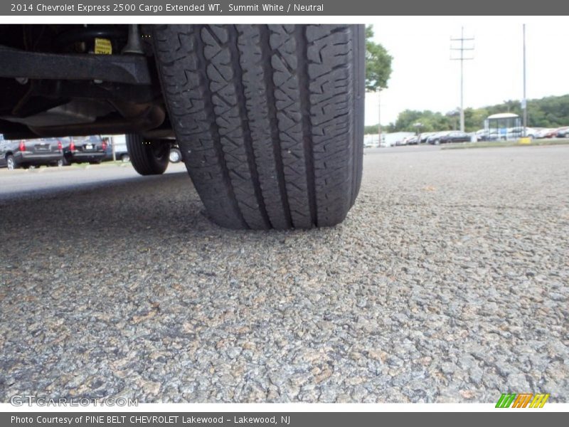 Summit White / Neutral 2014 Chevrolet Express 2500 Cargo Extended WT