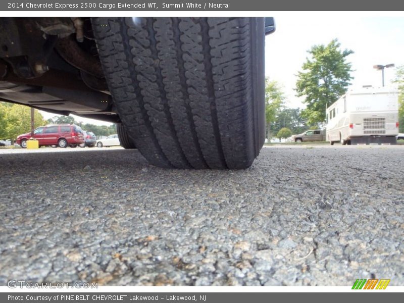 Summit White / Neutral 2014 Chevrolet Express 2500 Cargo Extended WT