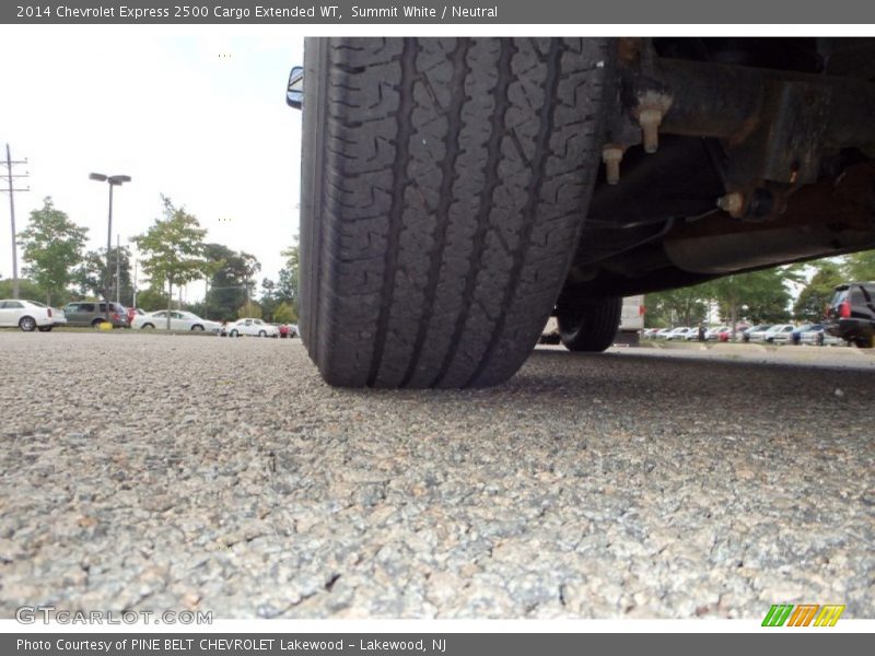 Summit White / Neutral 2014 Chevrolet Express 2500 Cargo Extended WT