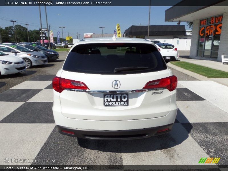 White Diamond Pearl / Parchment 2014 Acura RDX Technology