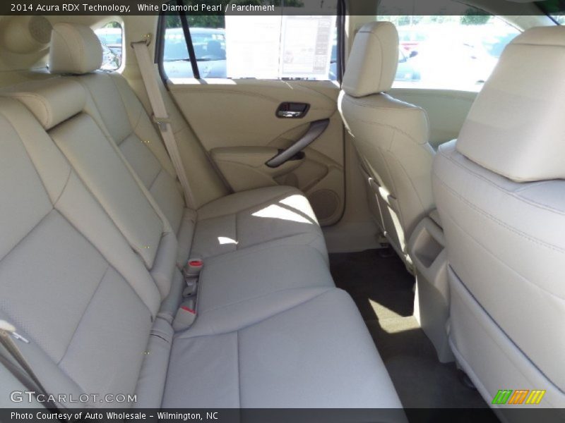 White Diamond Pearl / Parchment 2014 Acura RDX Technology