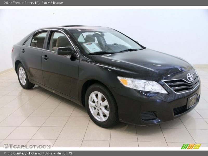 Black / Bisque 2011 Toyota Camry LE