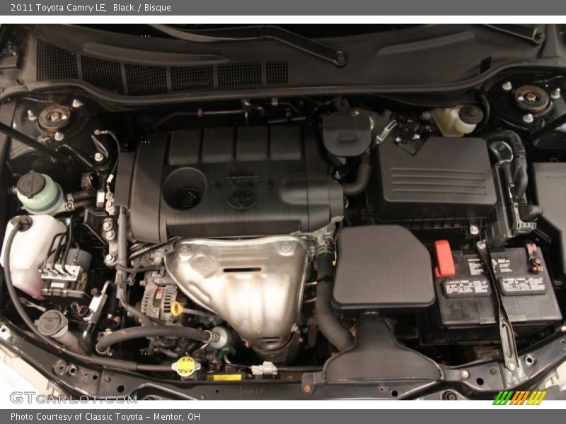 Black / Bisque 2011 Toyota Camry LE