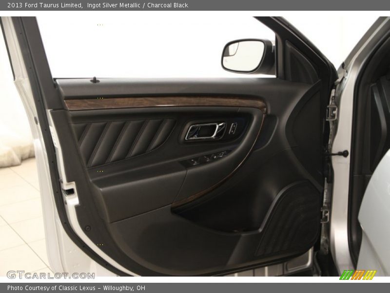 Ingot Silver Metallic / Charcoal Black 2013 Ford Taurus Limited