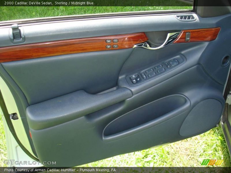 Sterling / Midnight Blue 2000 Cadillac DeVille Sedan