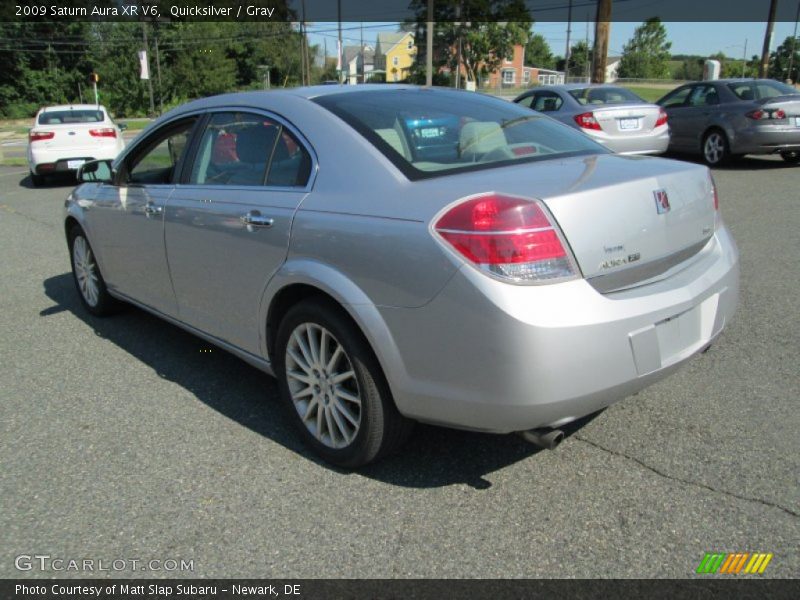 Quicksilver / Gray 2009 Saturn Aura XR V6