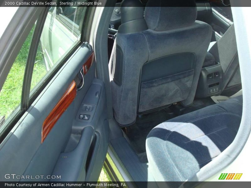 Sterling / Midnight Blue 2000 Cadillac DeVille Sedan