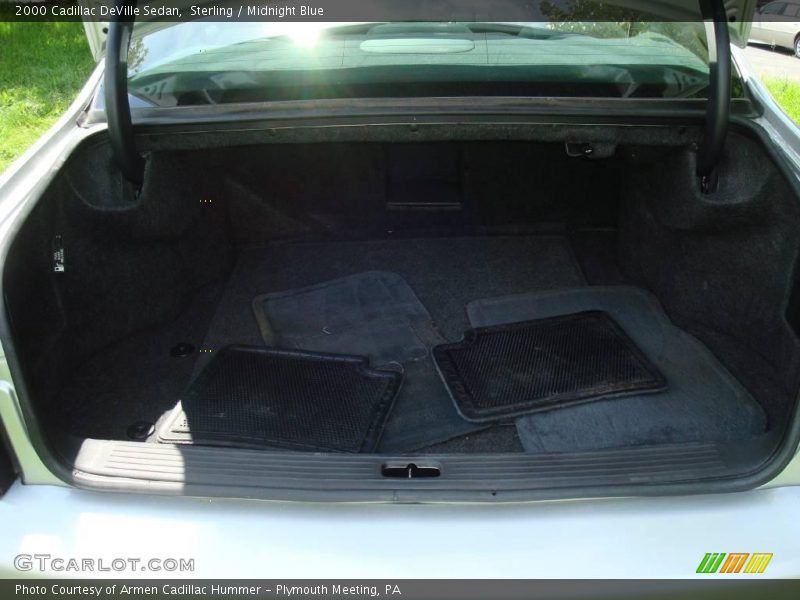 Sterling / Midnight Blue 2000 Cadillac DeVille Sedan