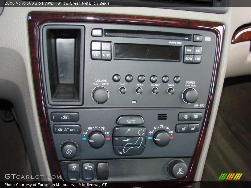 Willow Green Metallic / Beige 2006 Volvo S60 2.5T AWD