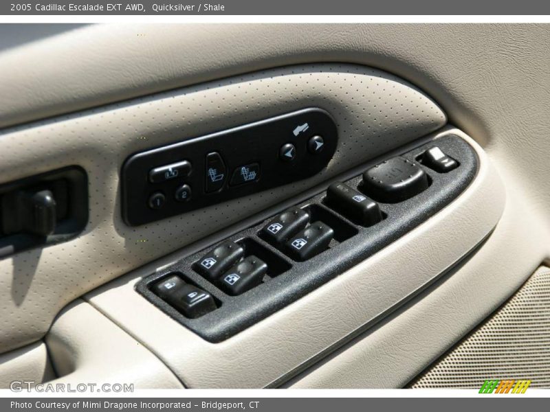 Quicksilver / Shale 2005 Cadillac Escalade EXT AWD