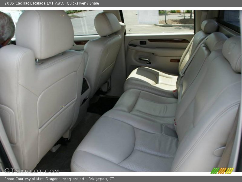 Quicksilver / Shale 2005 Cadillac Escalade EXT AWD