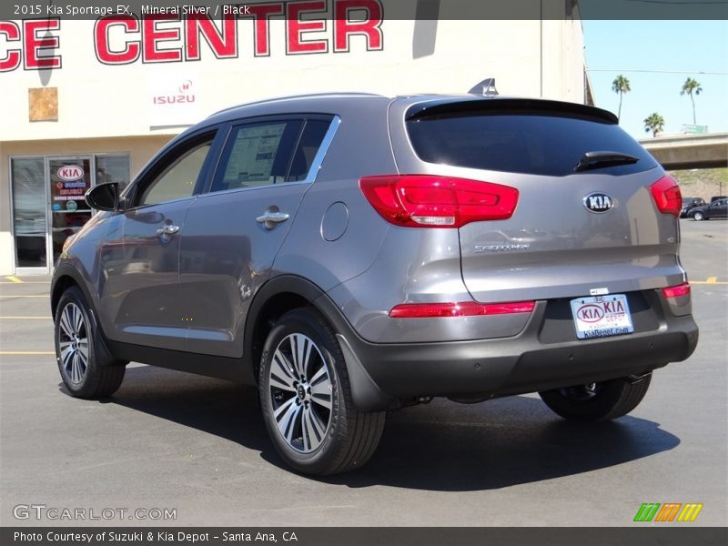 Mineral Silver / Black 2015 Kia Sportage EX