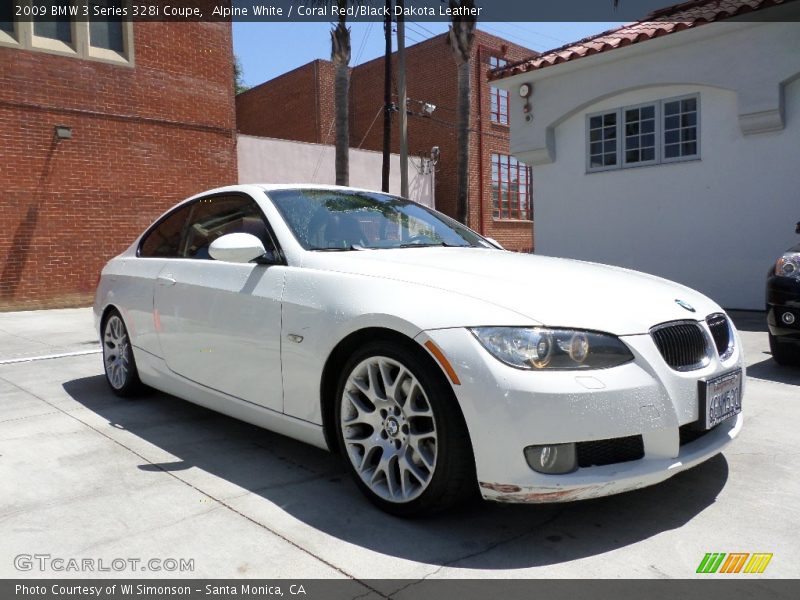 Front 3/4 View of 2009 3 Series 328i Coupe