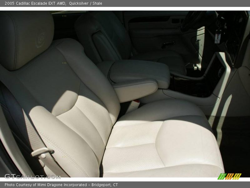 Quicksilver / Shale 2005 Cadillac Escalade EXT AWD