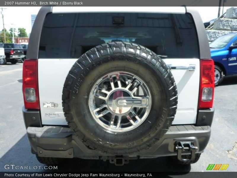 Birch White / Ebony Black 2007 Hummer H3