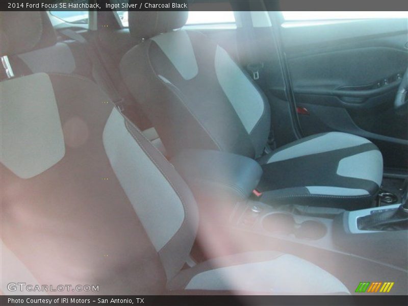 Ingot Silver / Charcoal Black 2014 Ford Focus SE Hatchback