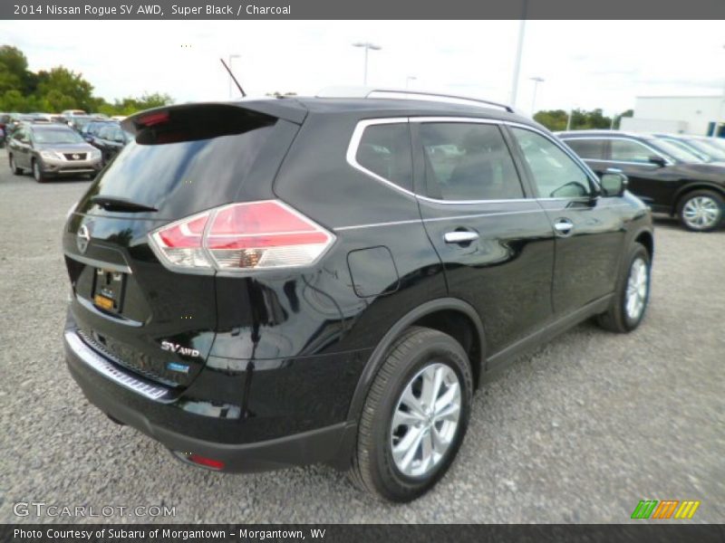 Super Black / Charcoal 2014 Nissan Rogue SV AWD