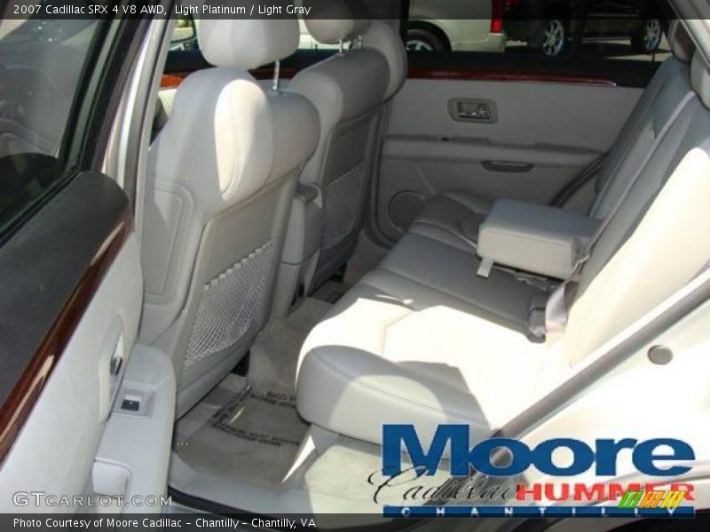 Light Platinum / Light Gray 2007 Cadillac SRX 4 V8 AWD