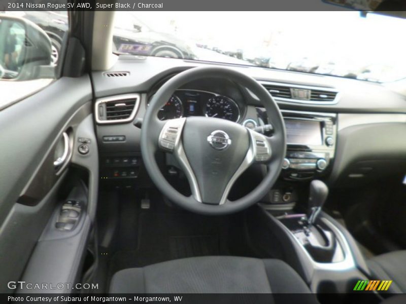 Super Black / Charcoal 2014 Nissan Rogue SV AWD