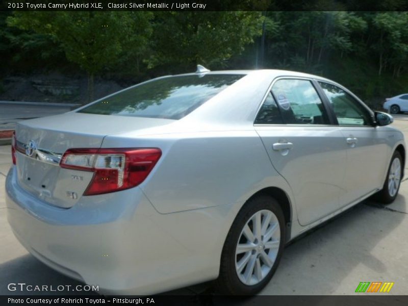 Classic Silver Metallic / Light Gray 2013 Toyota Camry Hybrid XLE