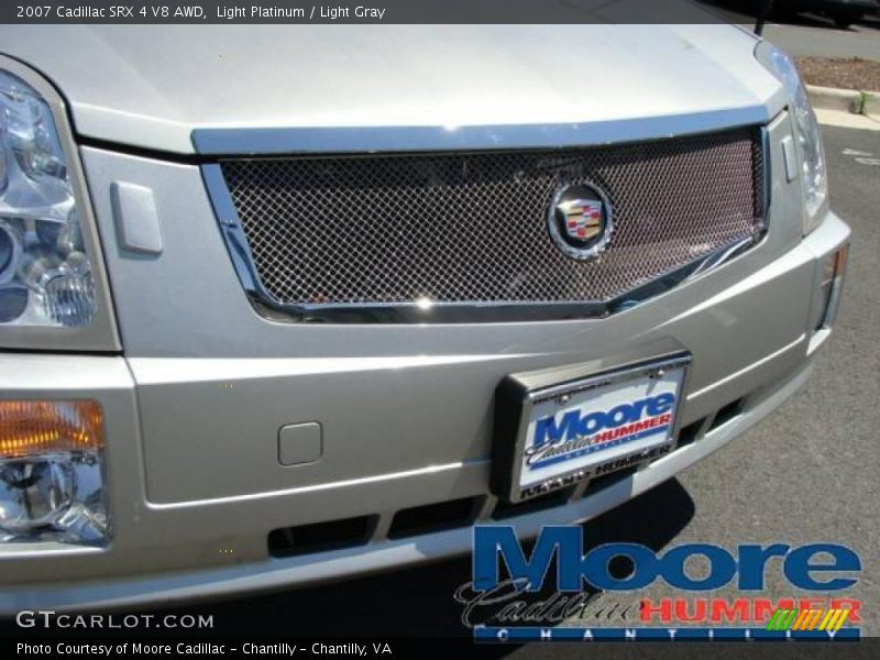 Light Platinum / Light Gray 2007 Cadillac SRX 4 V8 AWD