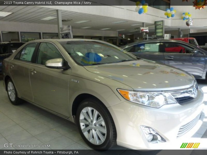 Champagne Mica / Ivory 2013 Toyota Camry Hybrid XLE