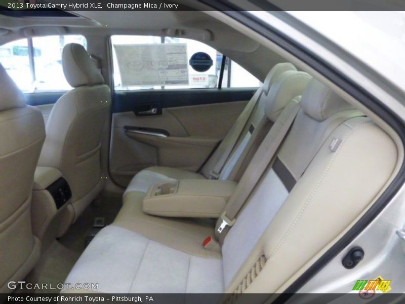 Champagne Mica / Ivory 2013 Toyota Camry Hybrid XLE