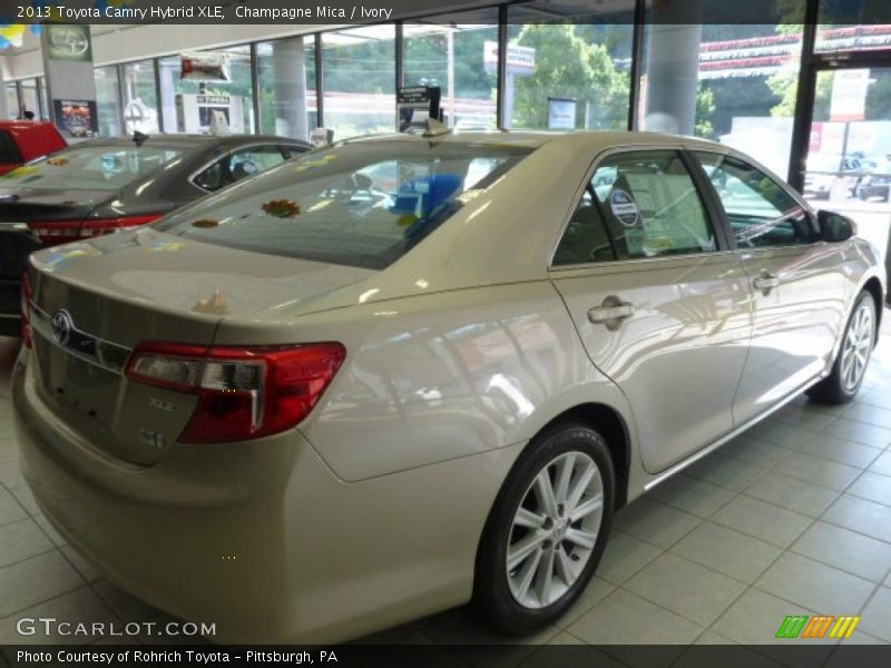 Champagne Mica / Ivory 2013 Toyota Camry Hybrid XLE
