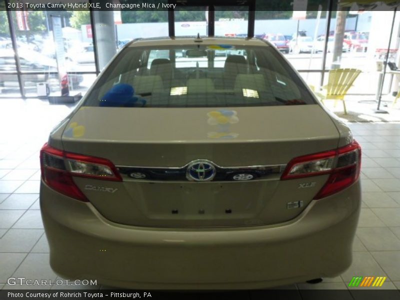 Champagne Mica / Ivory 2013 Toyota Camry Hybrid XLE