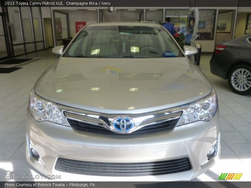 Champagne Mica / Ivory 2013 Toyota Camry Hybrid XLE