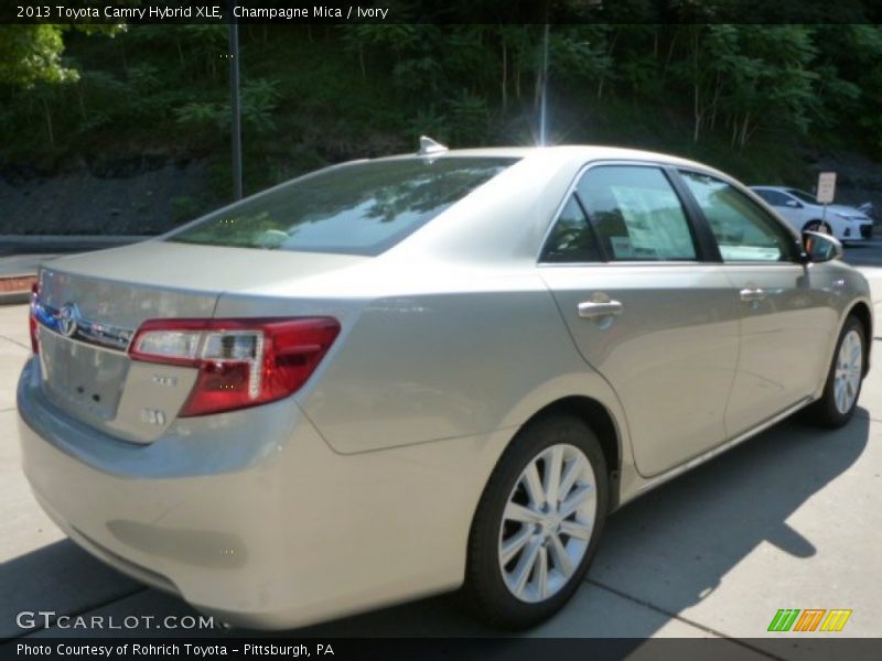 Champagne Mica / Ivory 2013 Toyota Camry Hybrid XLE