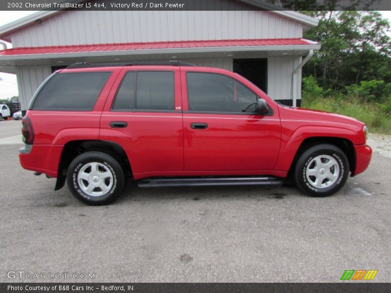 Victory Red / Dark Pewter 2002 Chevrolet TrailBlazer LS 4x4