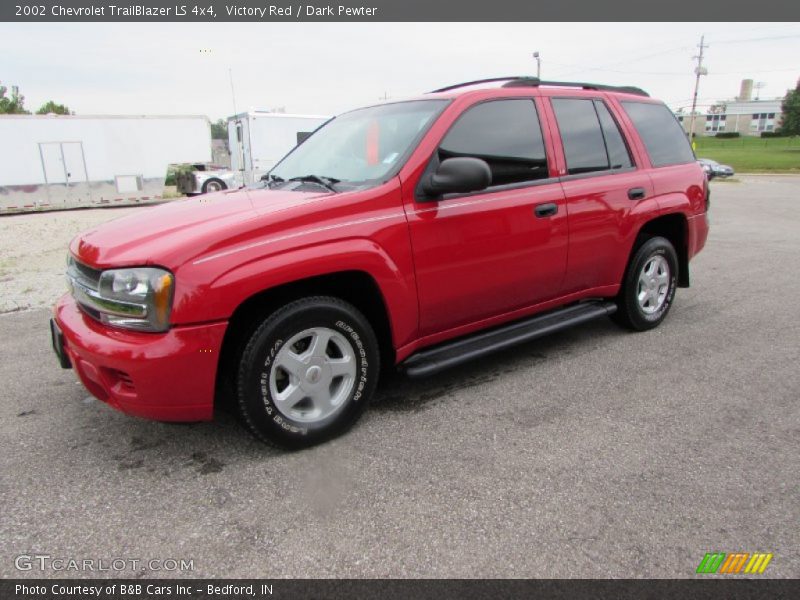 Victory Red / Dark Pewter 2002 Chevrolet TrailBlazer LS 4x4
