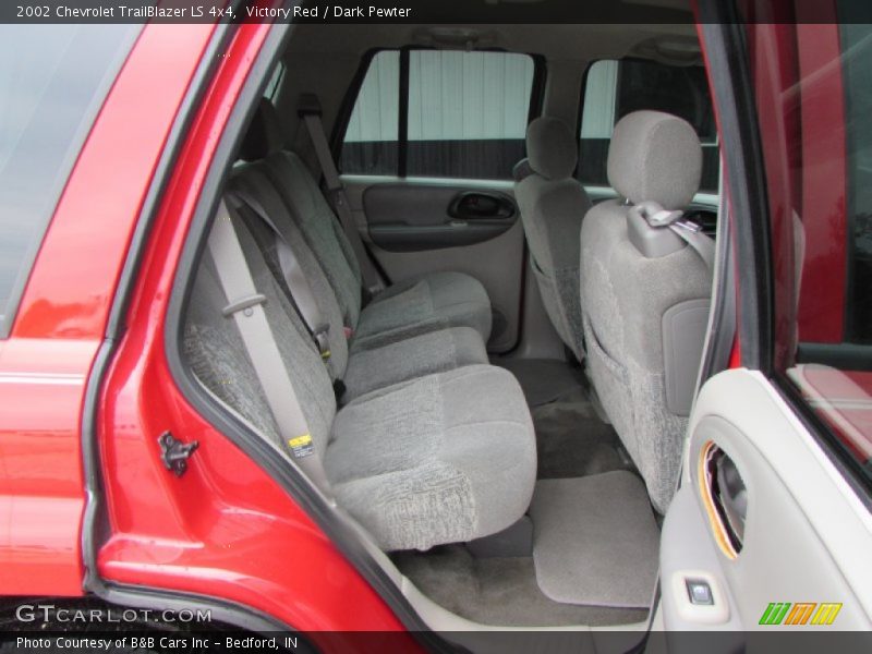 Victory Red / Dark Pewter 2002 Chevrolet TrailBlazer LS 4x4