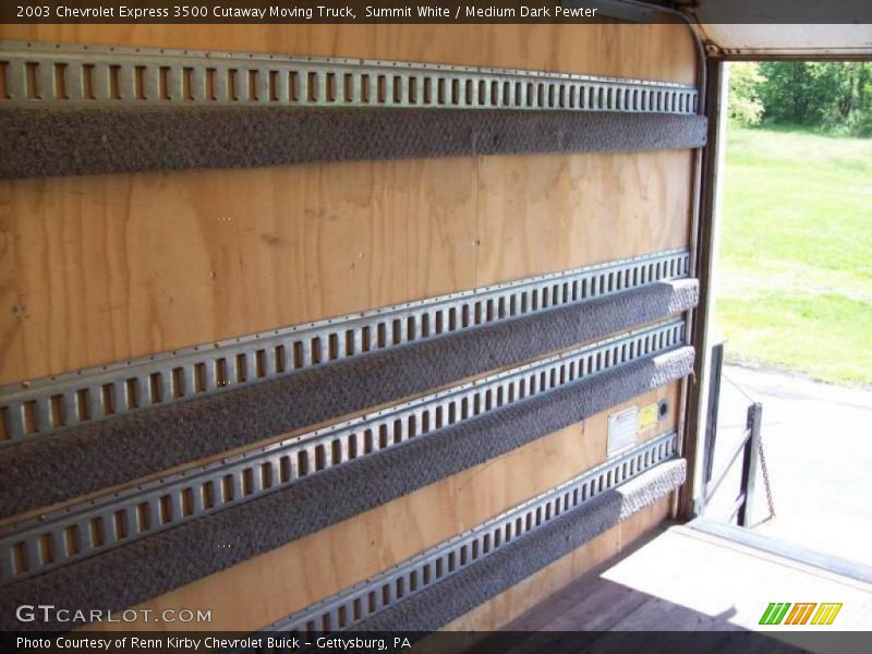 Summit White / Medium Dark Pewter 2003 Chevrolet Express 3500 Cutaway Moving Truck