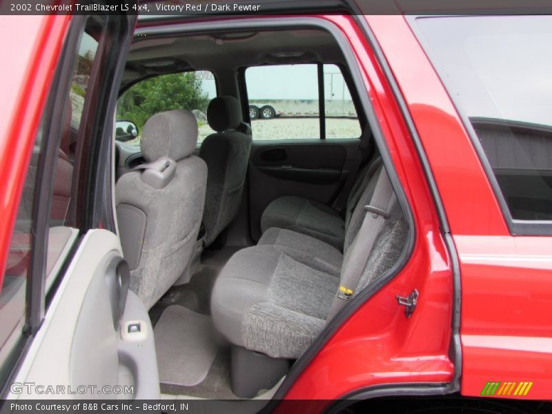 Victory Red / Dark Pewter 2002 Chevrolet TrailBlazer LS 4x4