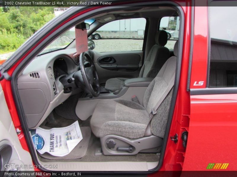 Victory Red / Dark Pewter 2002 Chevrolet TrailBlazer LS 4x4