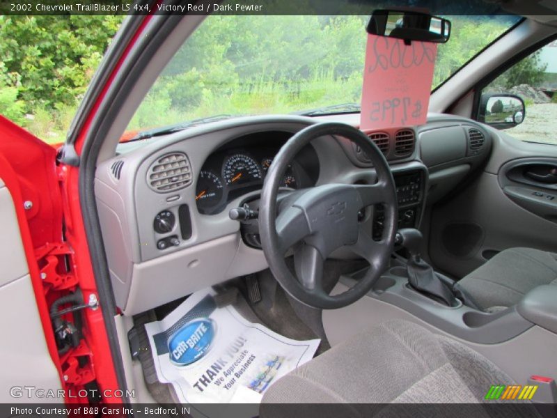 Victory Red / Dark Pewter 2002 Chevrolet TrailBlazer LS 4x4