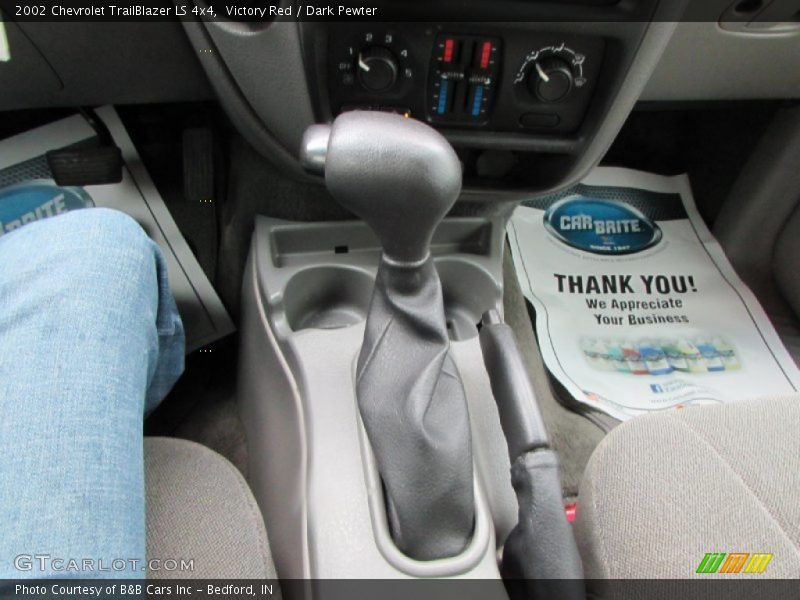 Victory Red / Dark Pewter 2002 Chevrolet TrailBlazer LS 4x4