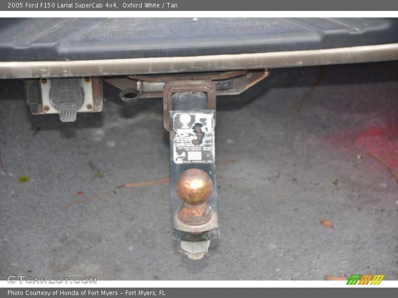 Oxford White / Tan 2005 Ford F150 Lariat SuperCab 4x4