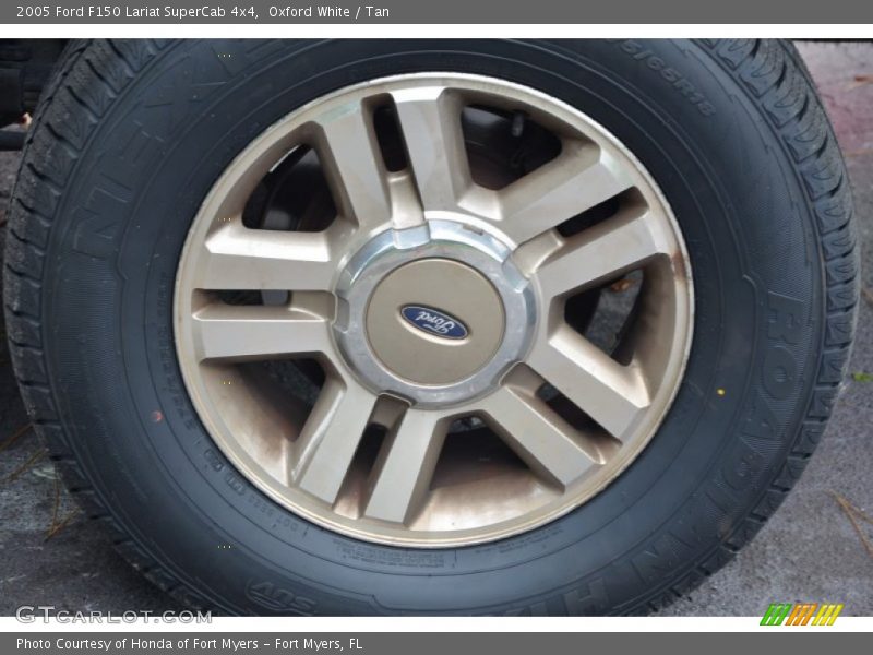 Oxford White / Tan 2005 Ford F150 Lariat SuperCab 4x4