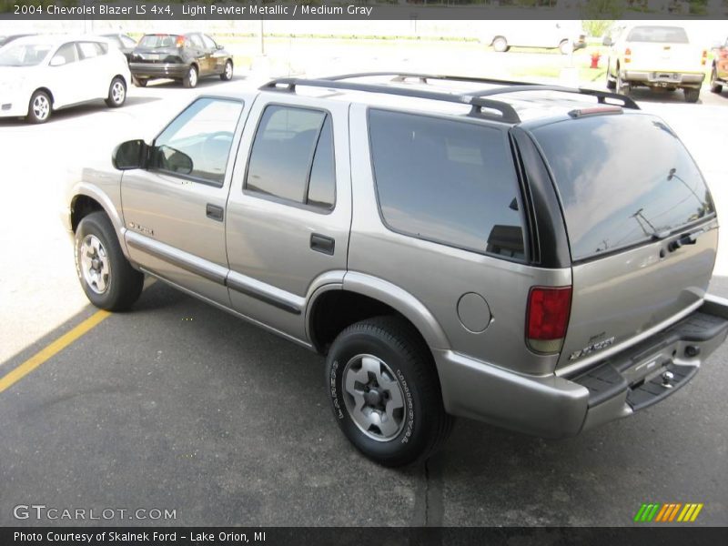 Light Pewter Metallic / Medium Gray 2004 Chevrolet Blazer LS 4x4