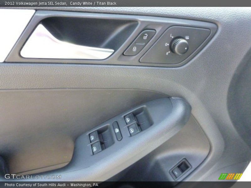 Candy White / Titan Black 2012 Volkswagen Jetta SEL Sedan