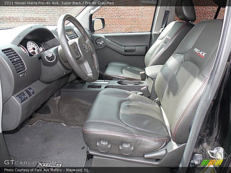  2011 Xterra Pro-4X 4x4 Pro 4X Gray/Red Interior