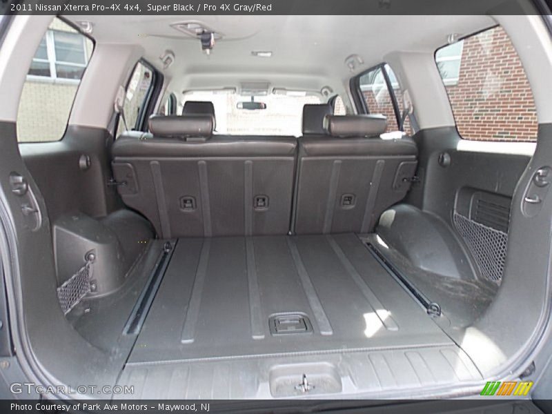  2011 Xterra Pro-4X 4x4 Trunk