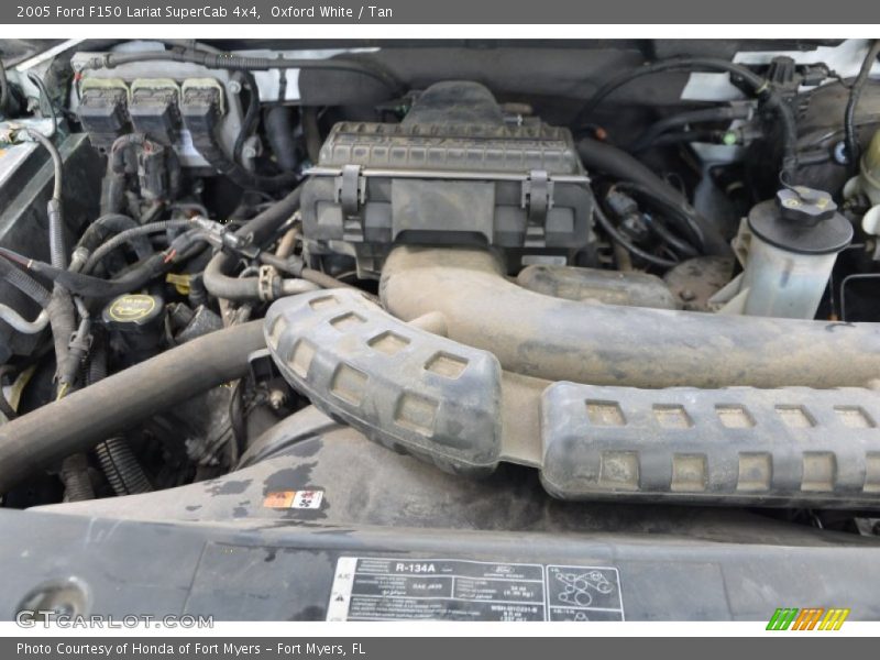 Oxford White / Tan 2005 Ford F150 Lariat SuperCab 4x4
