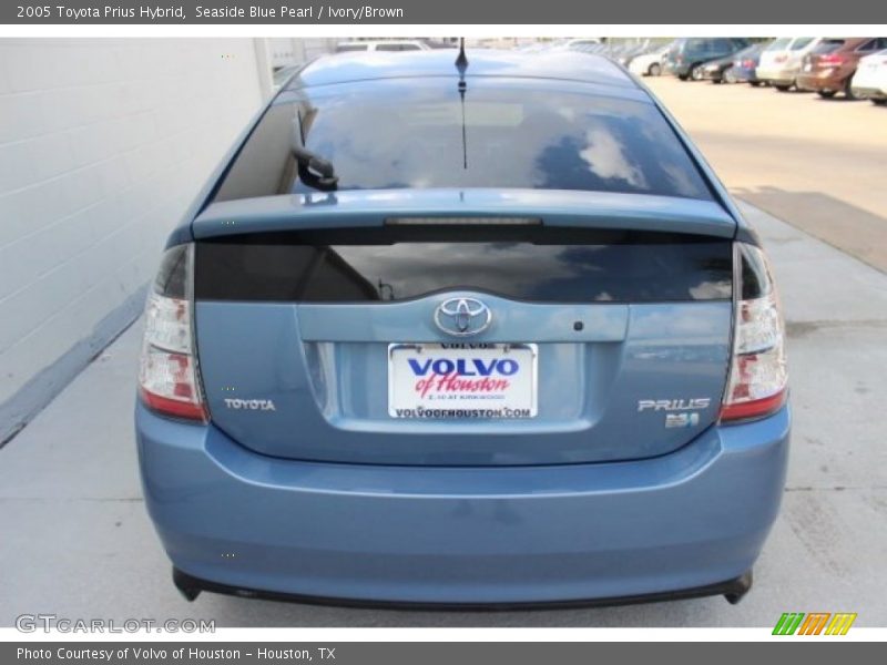 Seaside Blue Pearl / Ivory/Brown 2005 Toyota Prius Hybrid