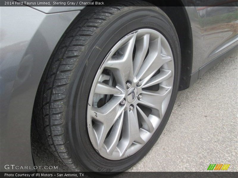 Sterling Gray / Charcoal Black 2014 Ford Taurus Limited