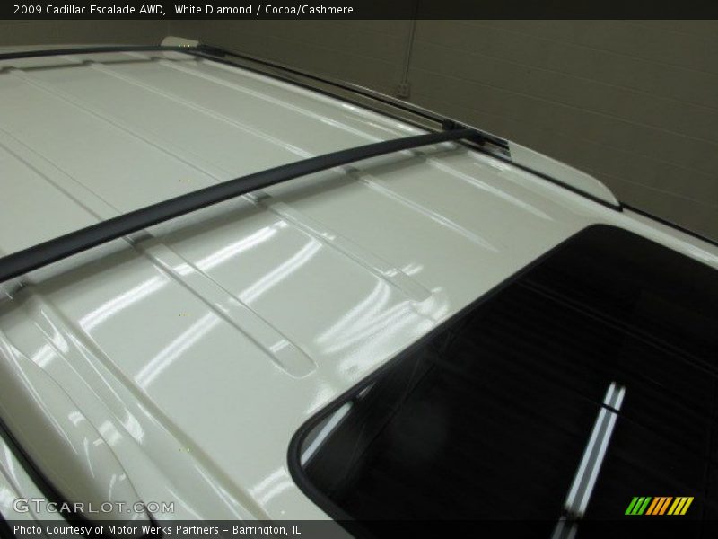 White Diamond / Cocoa/Cashmere 2009 Cadillac Escalade AWD